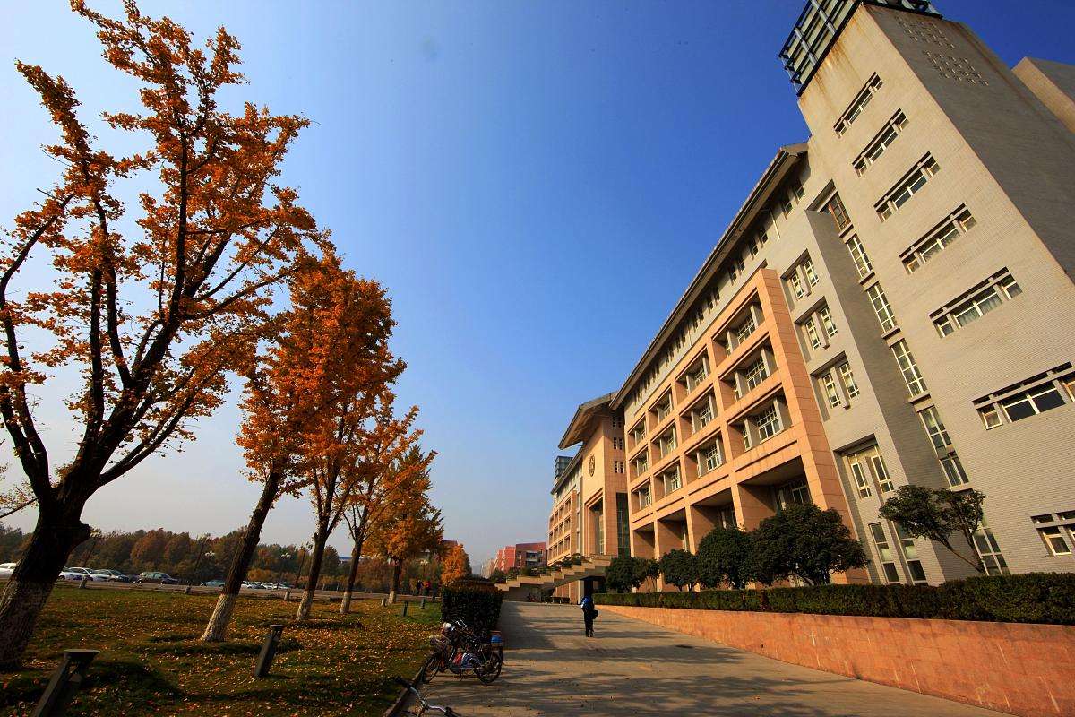 郑州大学河南唯一的211大学备受追捧