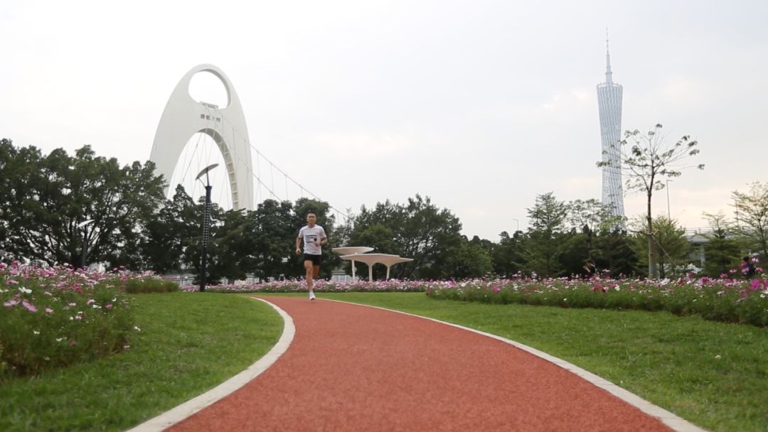 beat365在线体育你最常打卡的广州最美跑道要再延长8公里！每一步都是景