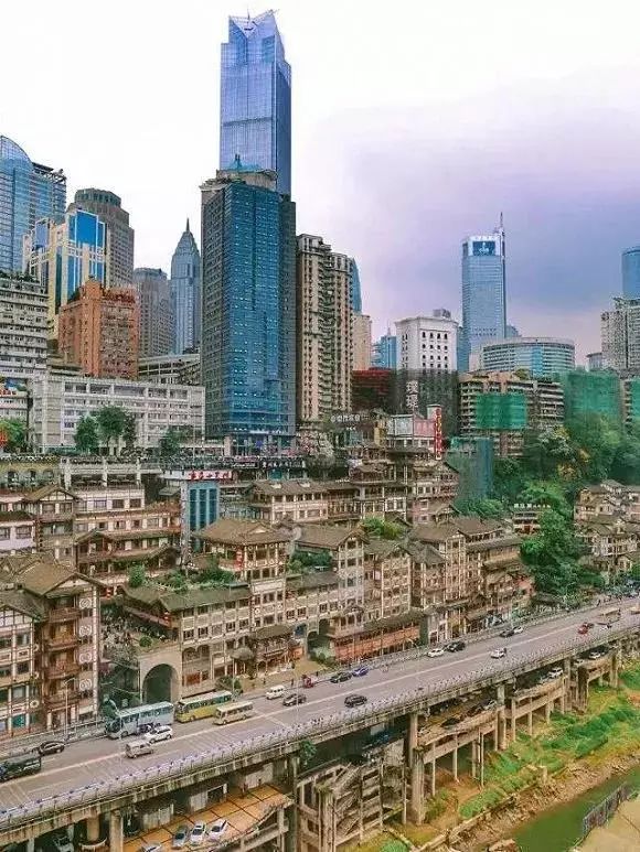 重庆:一座"网红城市"的诞生