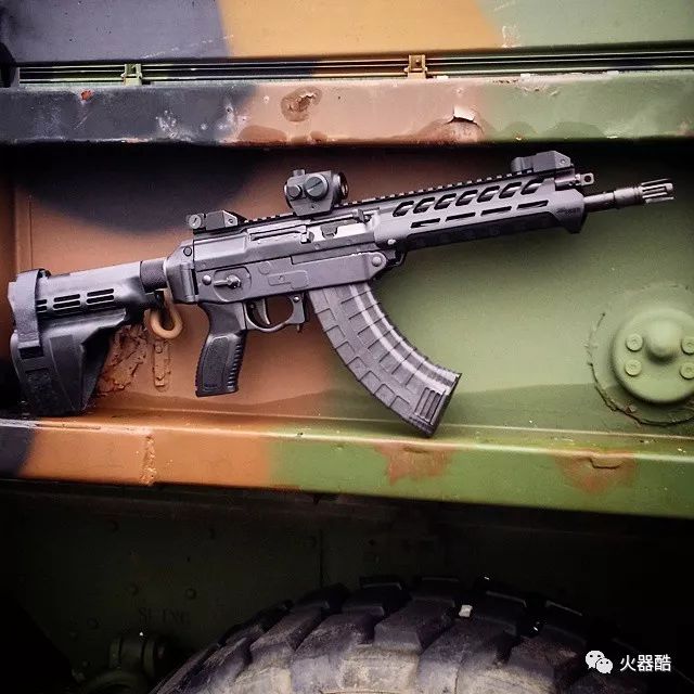 【口径可以神切换】西格绍尔公司sig556xi模块化突击步枪