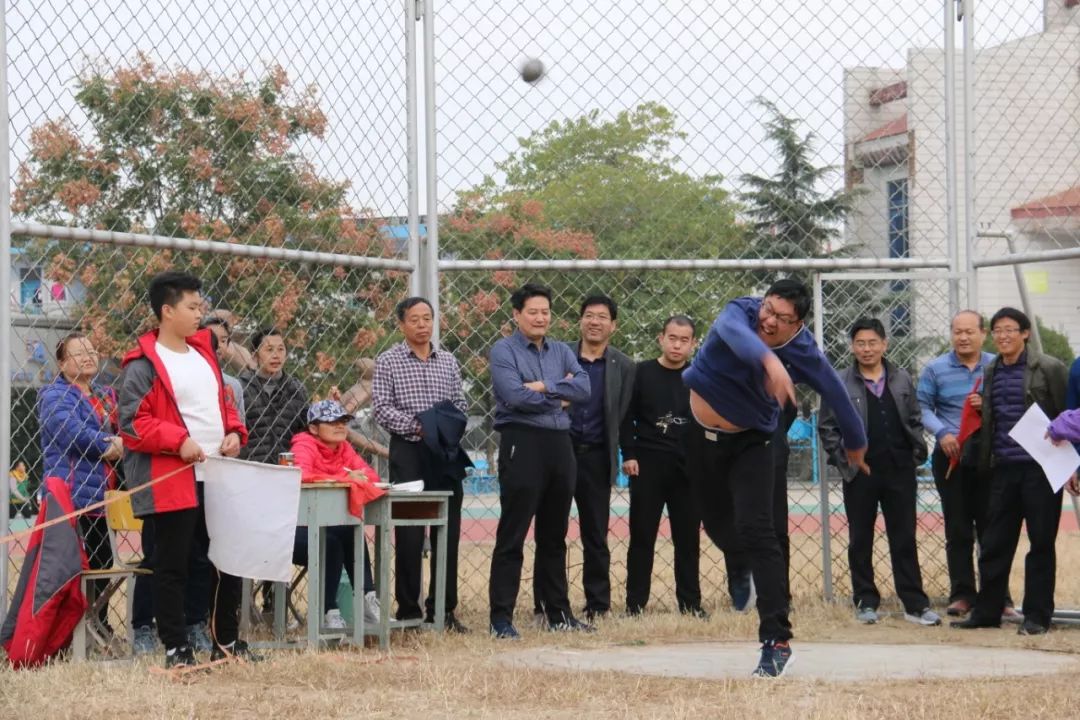 肥城市龙山中学2018年秋季田径运动会胜利闭幕