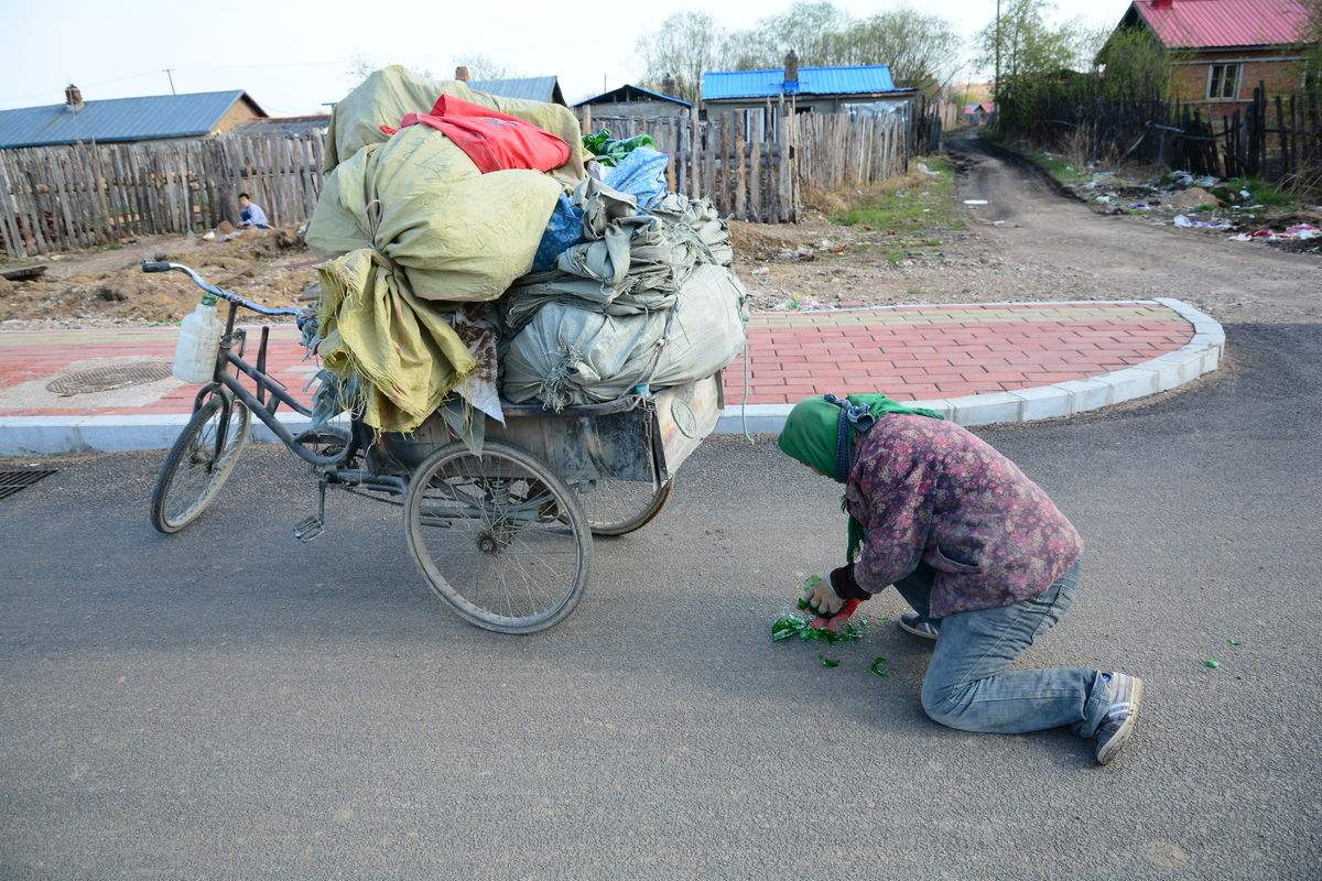 中国有超过600万拾荒者在做着垃圾分类的活
