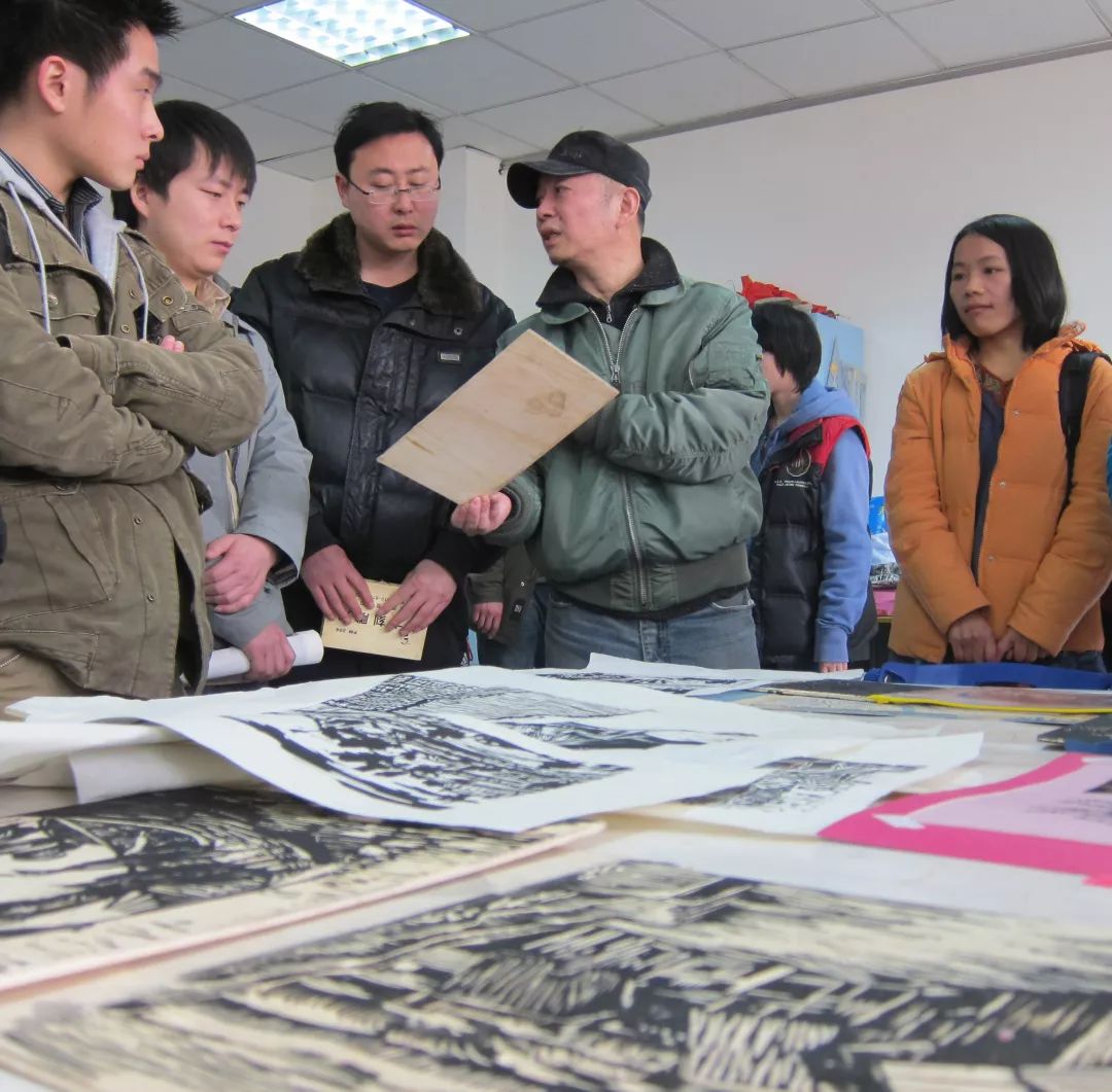 展览预告再出发甘庭俭版画教学十五年回顾展