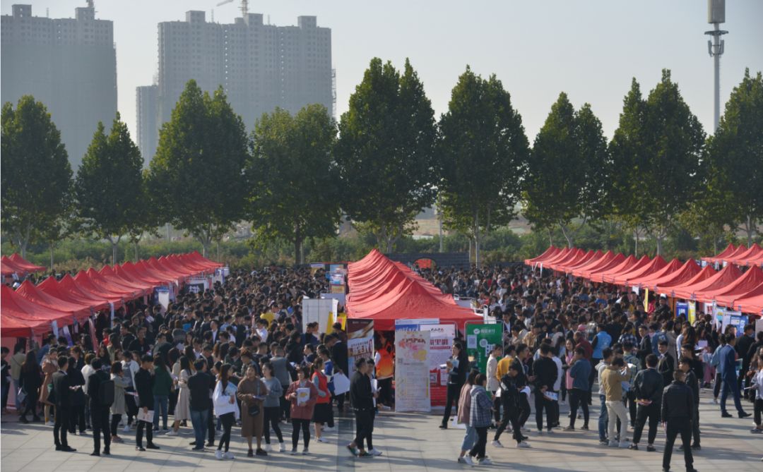 多渠道,高质量|郑州财经学院这场毕业生就业双选会气氛火爆!