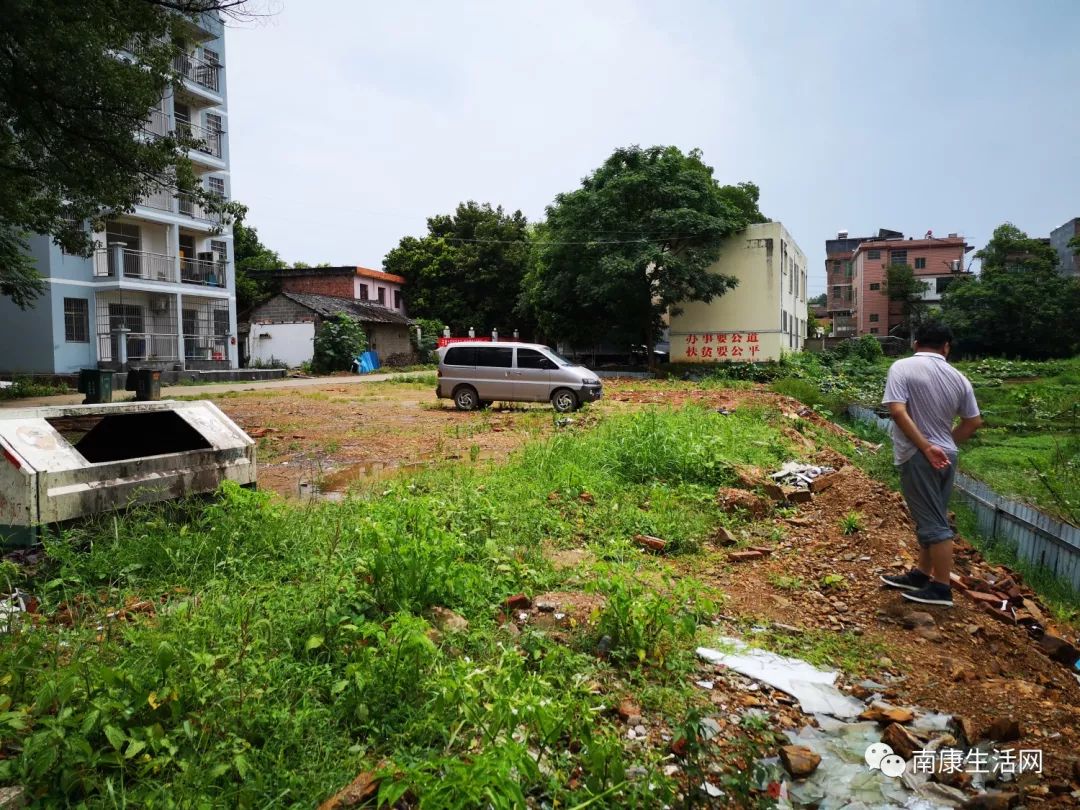 居住用地 出让年限:商业40年 居住70年 现在南康已经有多个乡镇出让