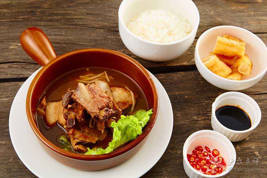 10.肉骨茶bak kut teh