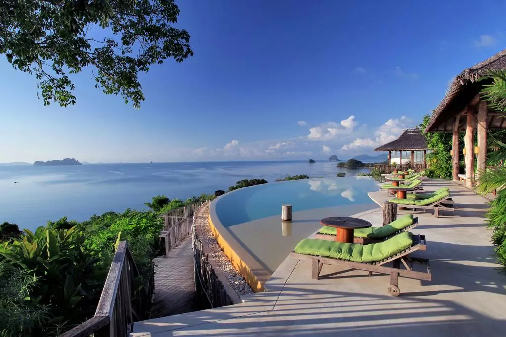 霸占普吉最美的海景,普吉岛酒店top11排行榜