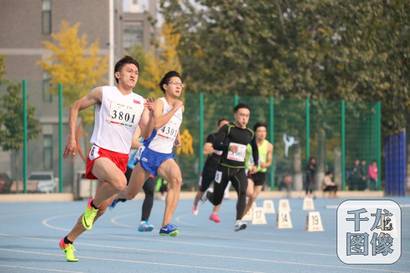 首都高校第十届秋季学生田径运动会落幕