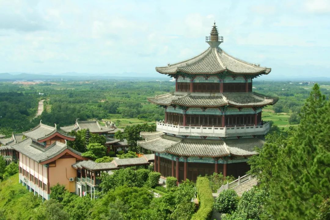 资料图:定安文笔峰景区.