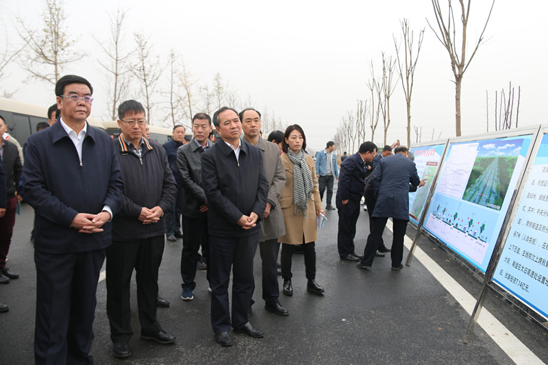 晋中市委书记王成调研市城区城建重点工程