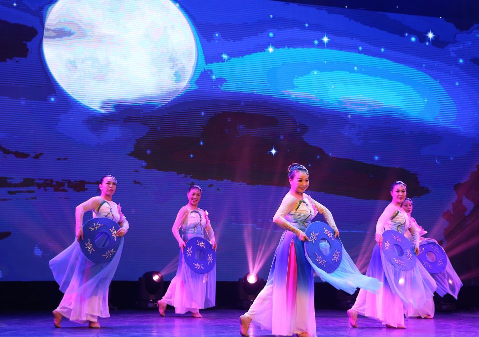黄浦区"区域特色文化活动展示周"舞蹈专场精彩上演,十四支参赛队伍分