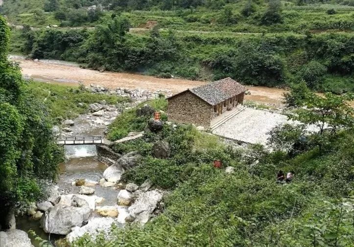 宣威| 泥珠河大峡谷,藏在深山里的桃花源