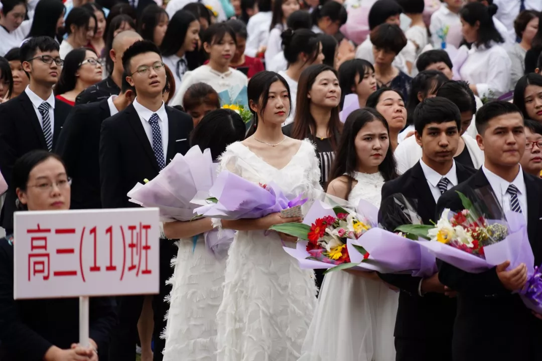 18岁成人礼,广州市协和中学新任书记,校长何冠南与我们一同见证