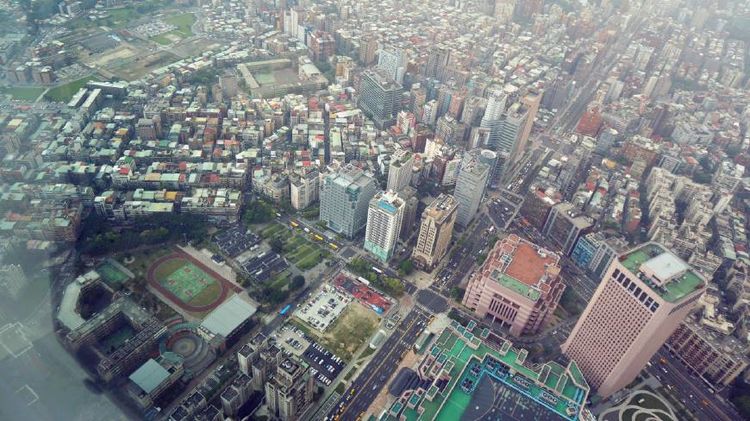 香港深圳面经济总量_香港大学深圳医院图片(2)