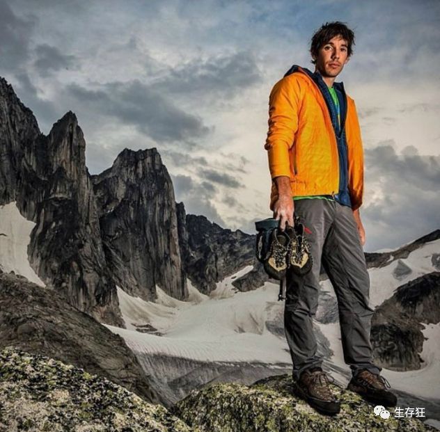 他,叫alex honnold.