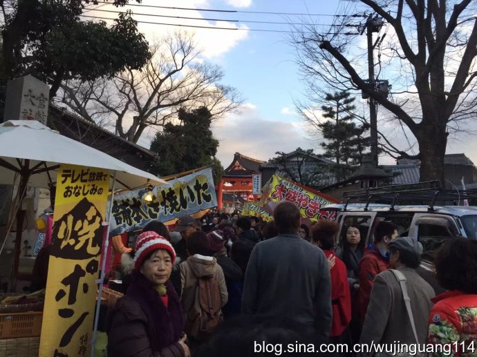 逛逛日本稻荷社的东洋庙会(图)