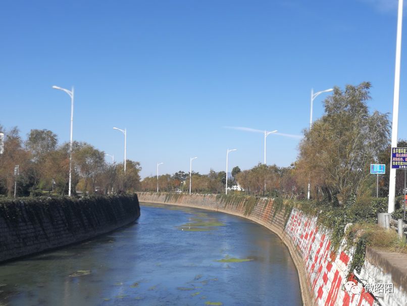 昭鲁大河:水荡清波河岸美!_河道