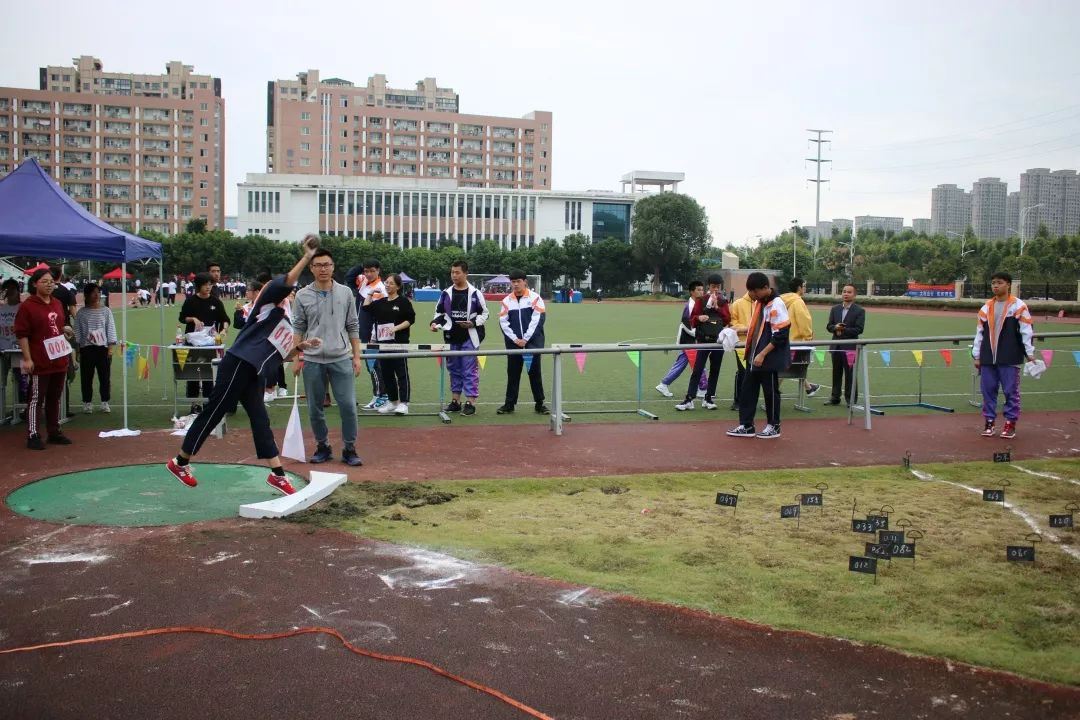 乐清市外国语学校第十四届体育节暨第十三届田径运动会回顾我们的青春