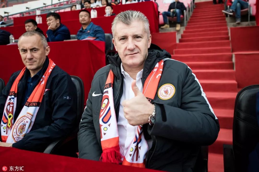 克罗地亚足协主席苏克先生造访北京人和俱乐部