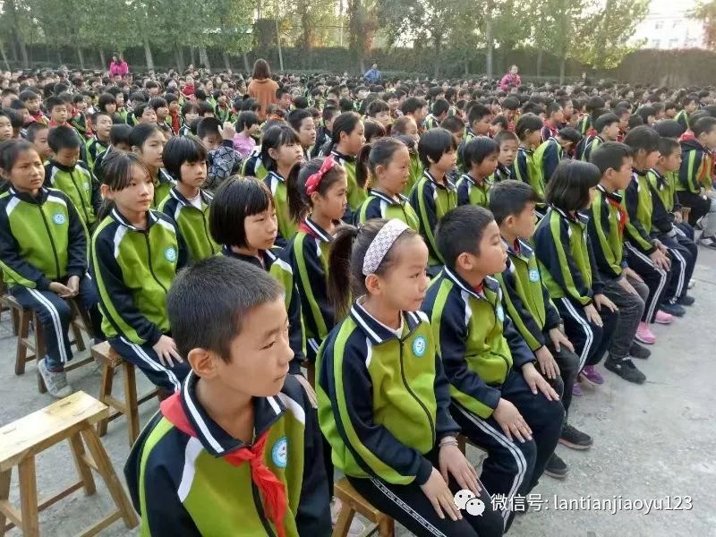 易县电视台专题报道——蓝天小学南校《我爱我的家乡——美丽的河北