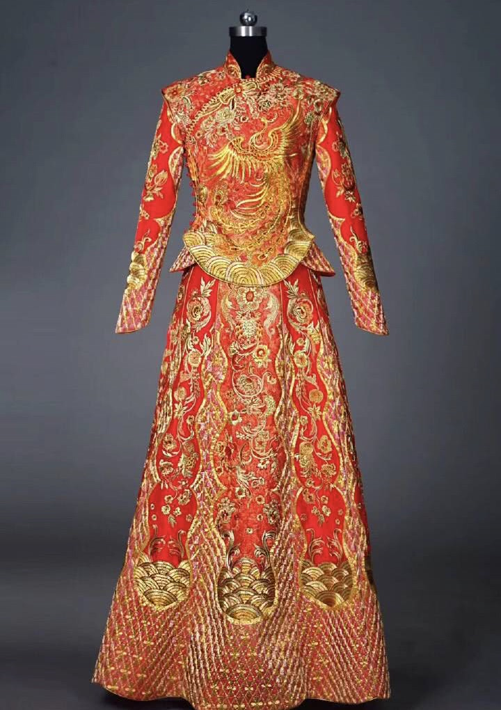 唐嫣罗晋大婚，中式礼服耗时4506小时纯手工完成，看完后让人惊叹