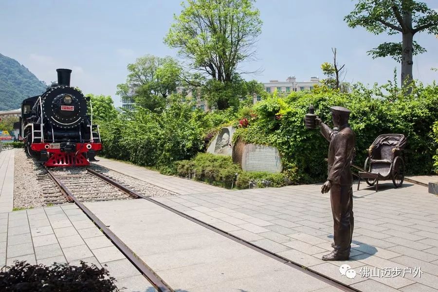 浈阳坊旅游小镇位于英德连江口镇,这里有美丽的浈阳峡,复古的连江口