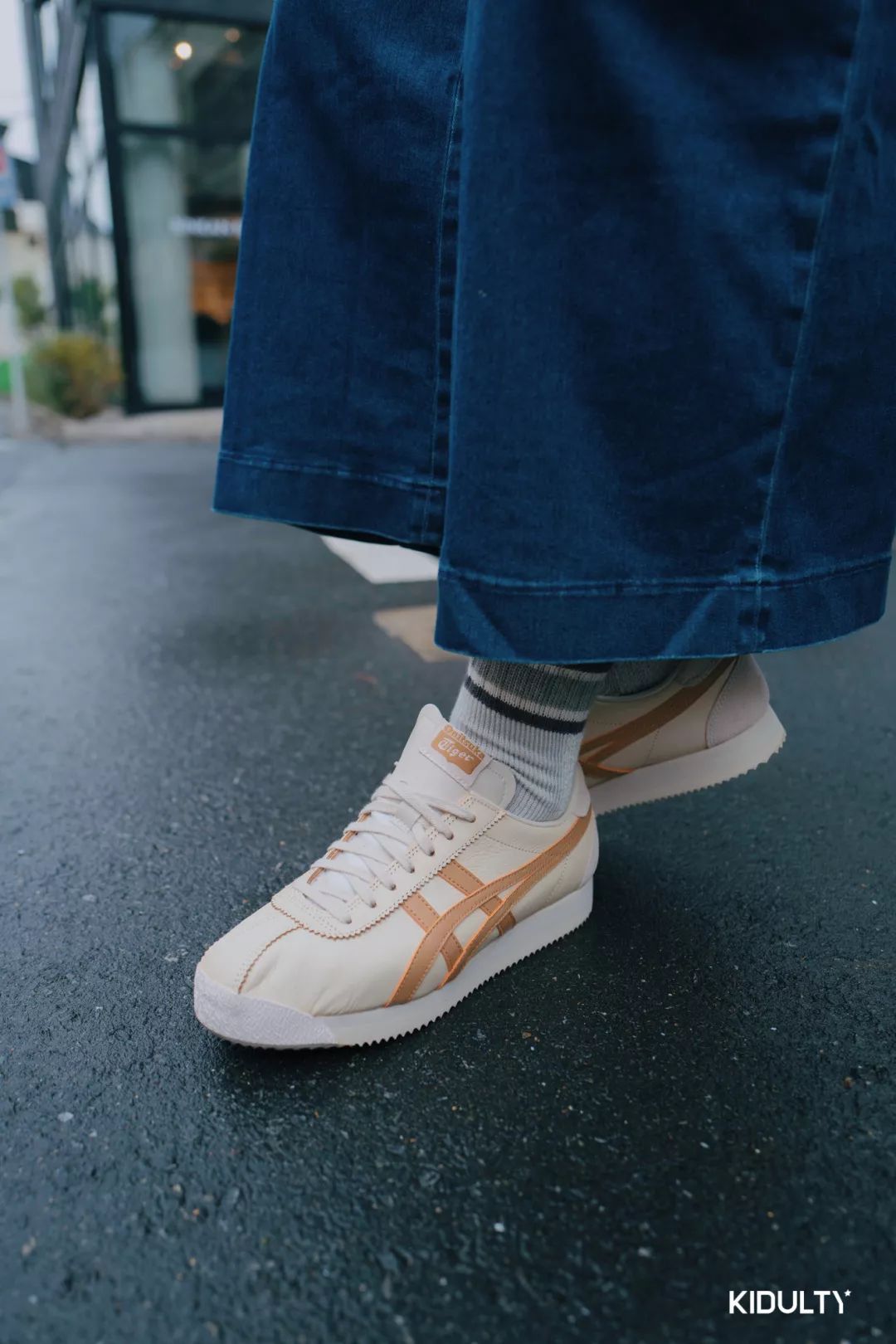 onitsuka paskal