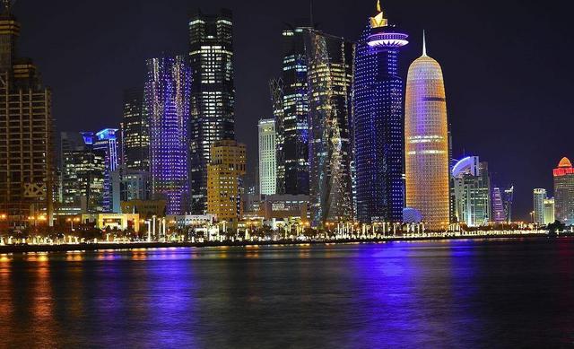 卡塔尔首都多哈:波斯湾沿岸的"体育之城",集中了全国一半人口