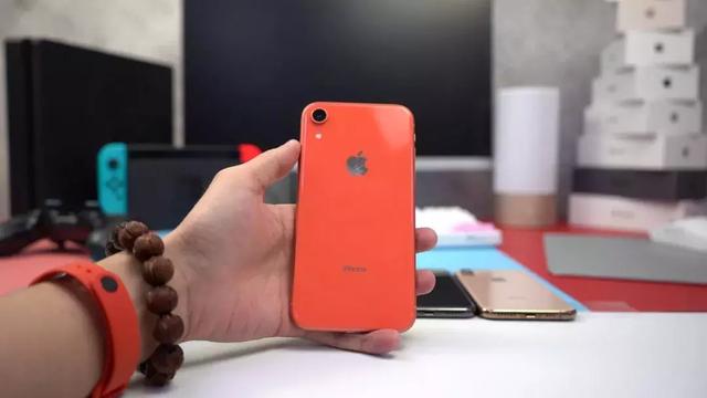 ޣiPhone XRȶԱiPhone XS2000ײ