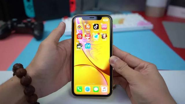 ޣiPhone XRȶԱiPhone XS2000ײ