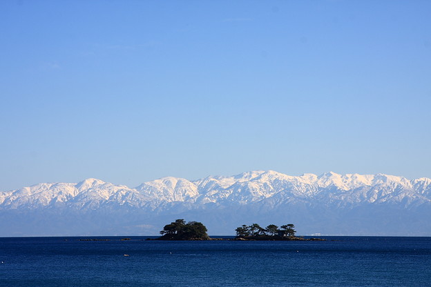 日本富山县海鲜美味秘诀:潜流水给鱼虾补氧和提供营养(第二绝)