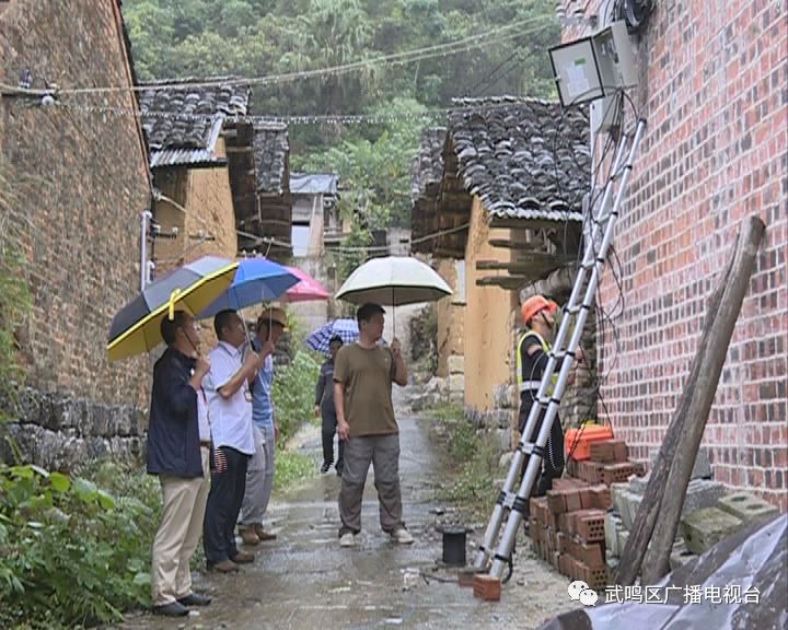 武鸣锣圩镇人口是多少_武鸣区锣圩镇中心学校(2)