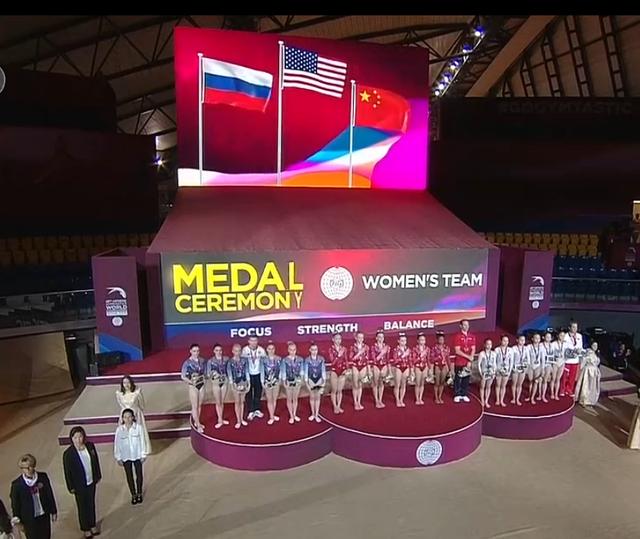 气愤！世锦赛中国体操队夺铜遭差别对待，整场比赛只有6秒钟镜头