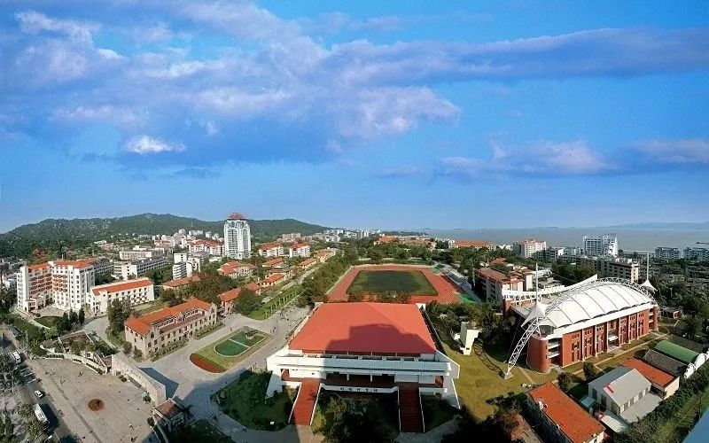 接下来 赶紧了解一下 本次上榜的三所福建高校 厦门大学(xiamen