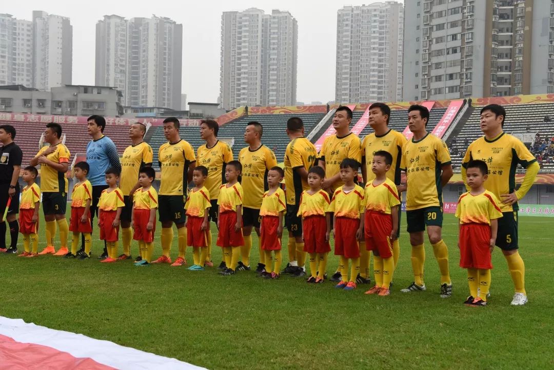 踢遍重庆丨江津新鸥鹏拉菲公馆2018足球合作研讨会部分相片