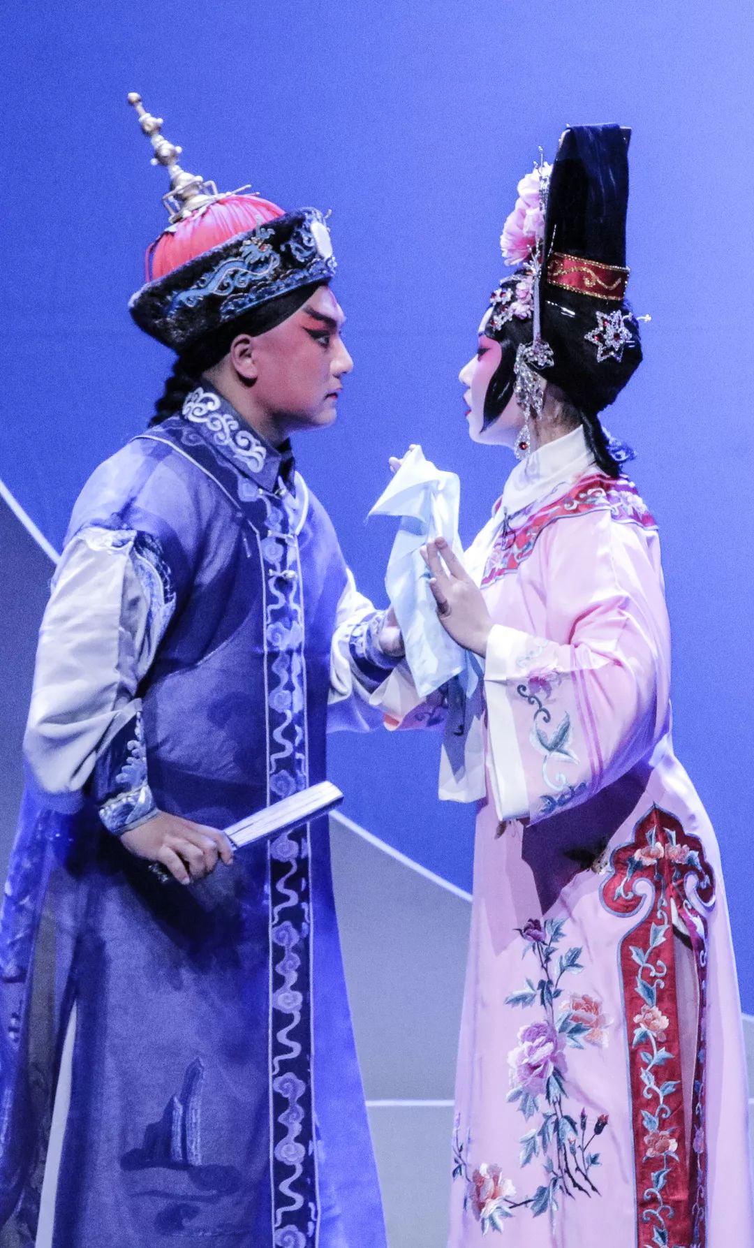 唐苏阳主演京剧《南海子》圆满成功,节奏部落所有成员为其加油助威