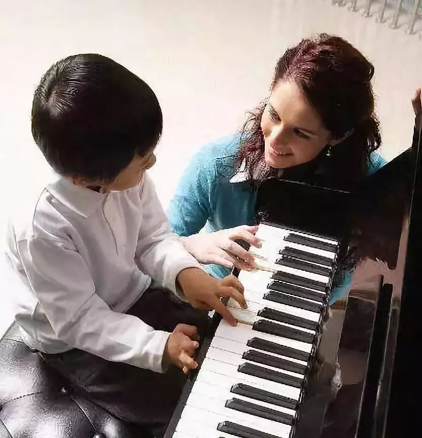 儿童钢琴启蒙过程中的幼儿心理解析