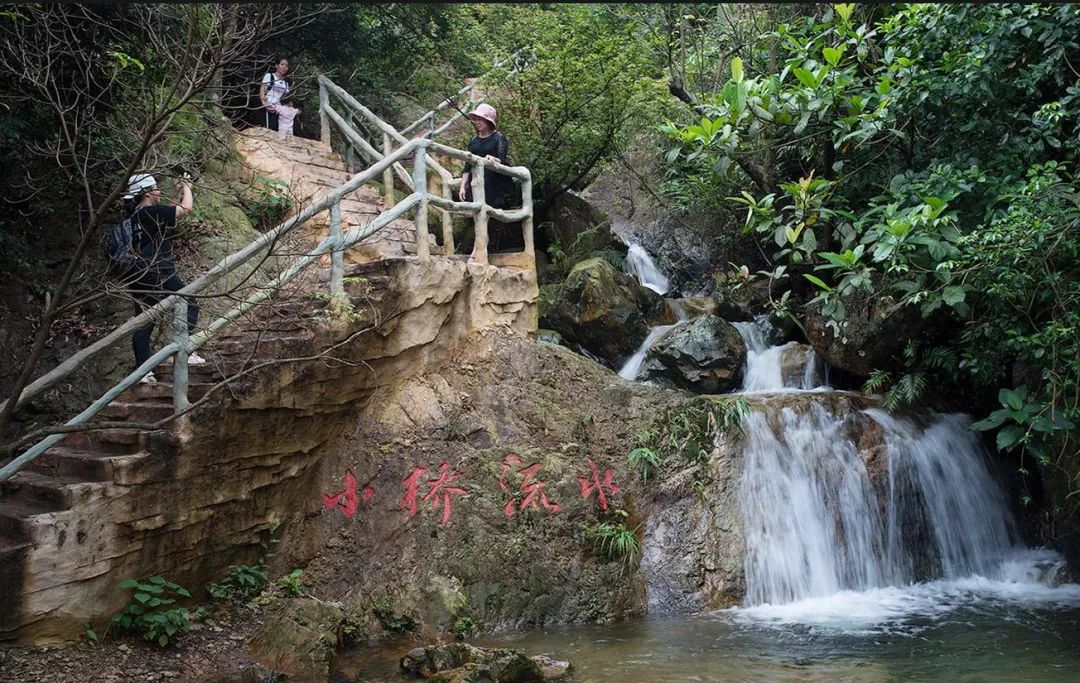 9元即可体验清远牛鱼嘴生态风景区 空中玻璃单次漂流