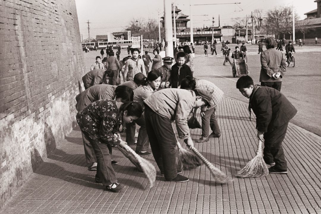 荣誉时刻中国时刻40年400个难忘的瞬间精选照片列入中宣部庆祝改革