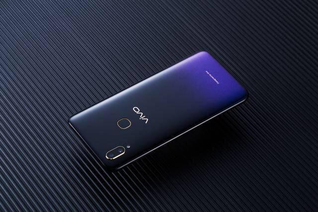 小米已看呆！vivo Z3開售一天銷量破10萬，用戶的評論亮了 科技 第1張