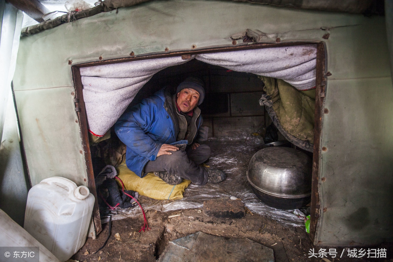 让人心酸落泪无奈农村老人10张图直击农村老人的晚年生活半岛体育(图1)