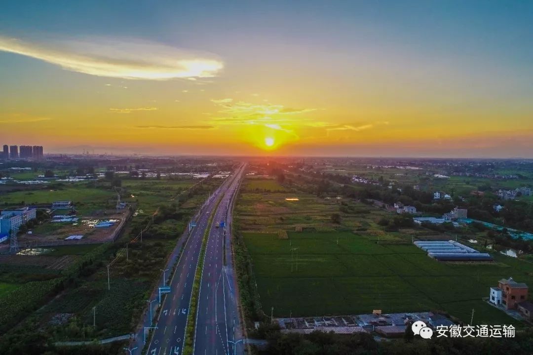 第十三名《合肥环湖北路美景 刘庆桥