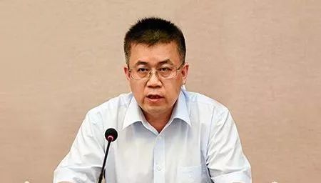 仪式,省委组织部副部长陈跃钢宣布了山西省能源局领导班子的任命决定