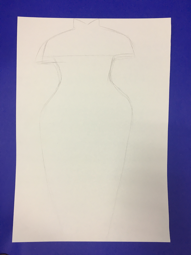 第一步:铅笔画出旗袍的造型.