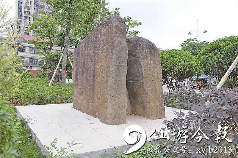 赖店集镇区现2000平方米街心公园,靓丽景观为居民增添休闲好去处!