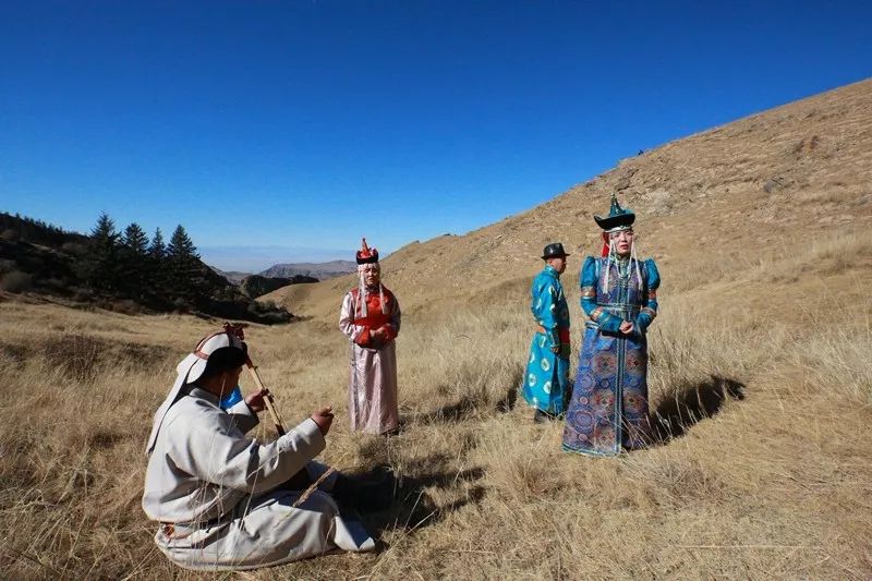 草原给予它生命大美的山川赋予它灵魂一曲悠扬的长调解读喀尔喀蒙古族