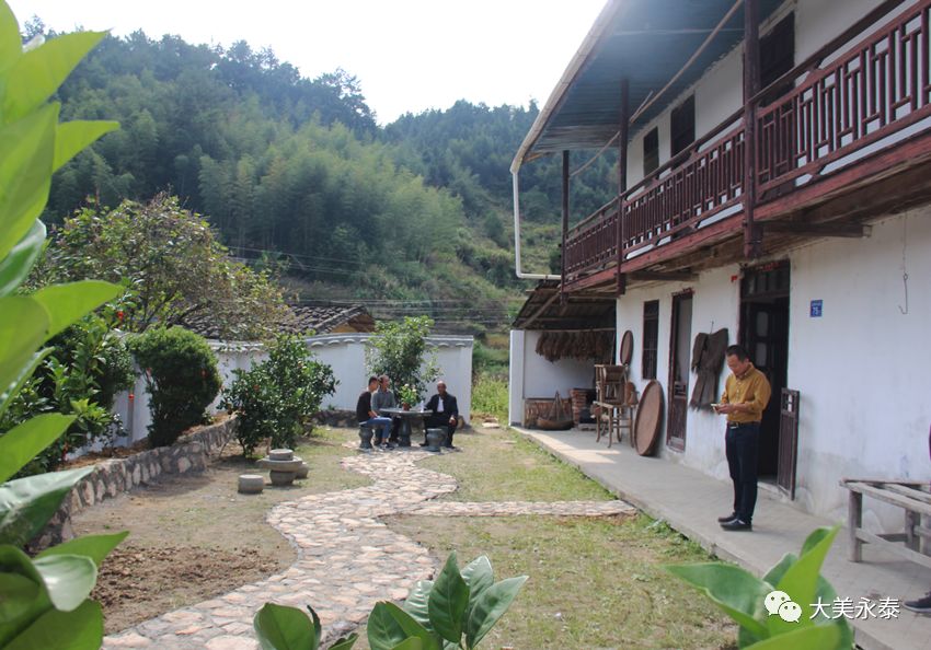 简介:橘香园位于永泰县丹云乡赤岸村.