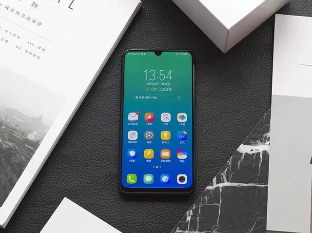 年輕人的第一款「性能小鋼炮」 vivo Z3了解下 科技 第3張