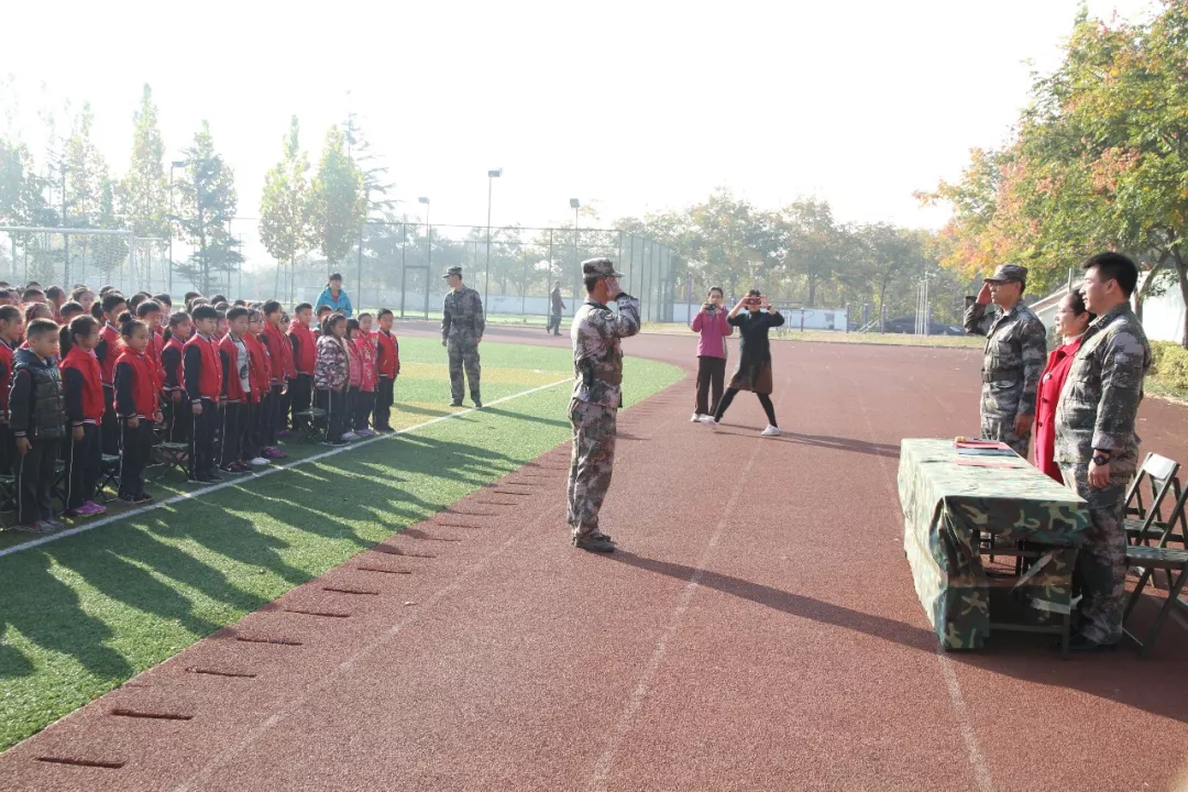 小小战狼之红领巾少年军校记寿光市实验中学三年级研学之旅