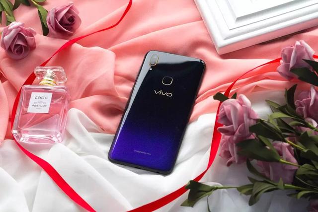 年輕人的第一款「性能小鋼炮」 vivo Z3了解下 科技 第1張